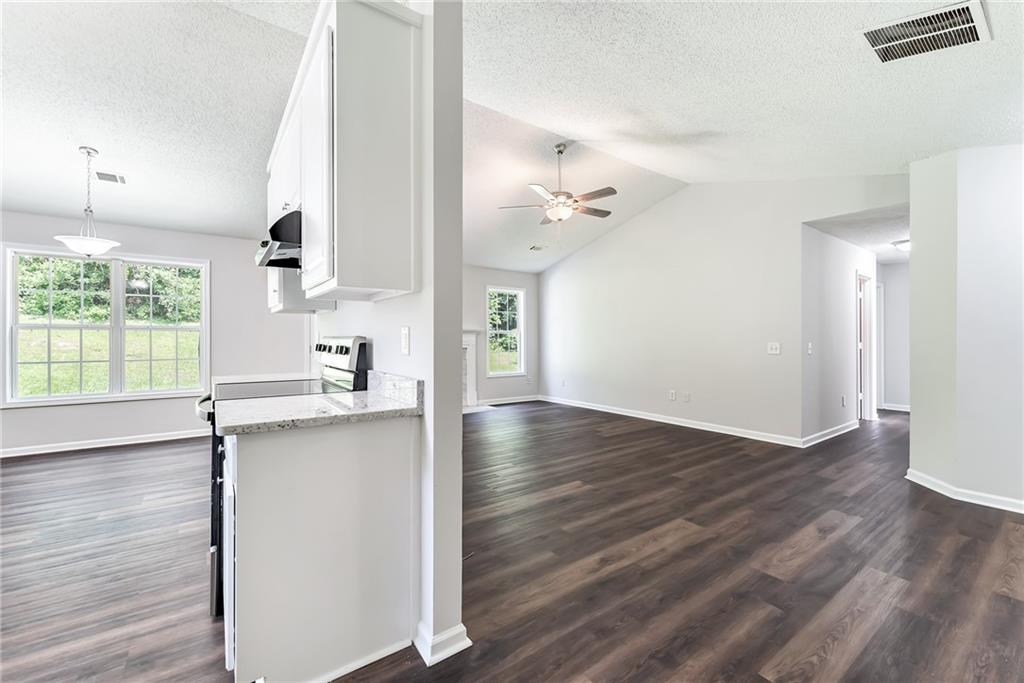 460 Valley Trace