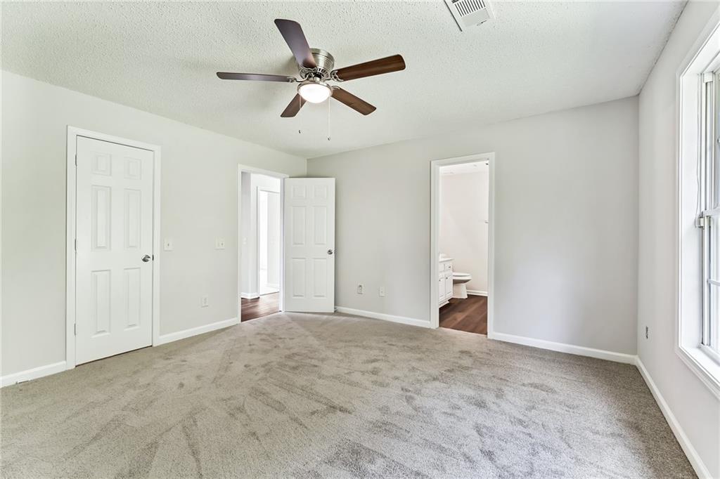 460 Valley Trace