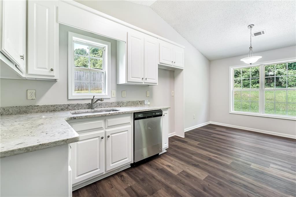 460 Valley Trace