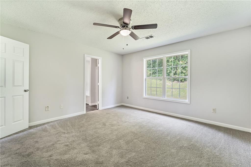 460 Valley Trace