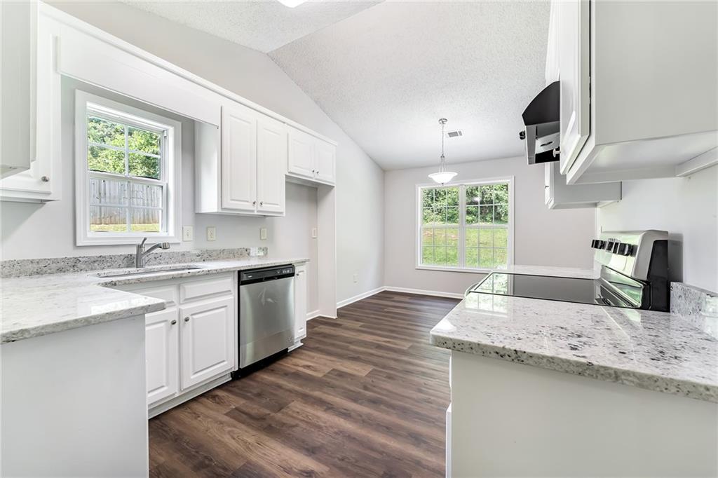 460 Valley Trace