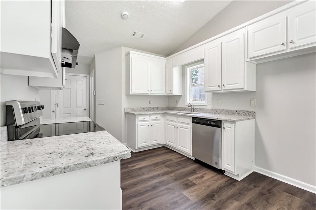 460 Valley Trace