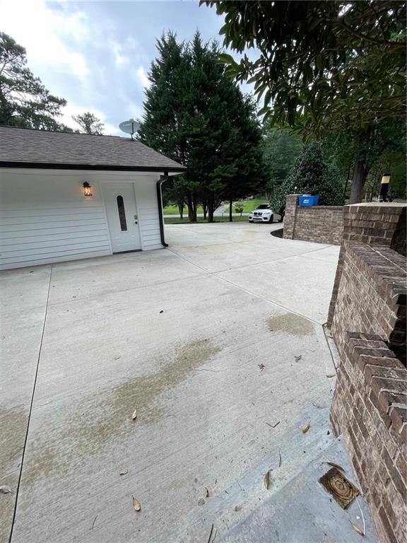 479 Creek View Drive