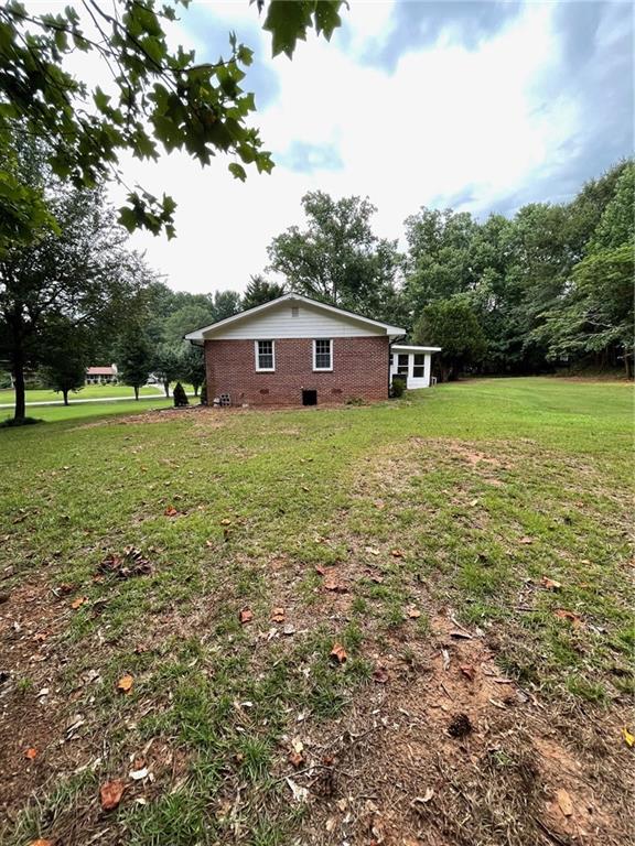 479 Creek View Drive