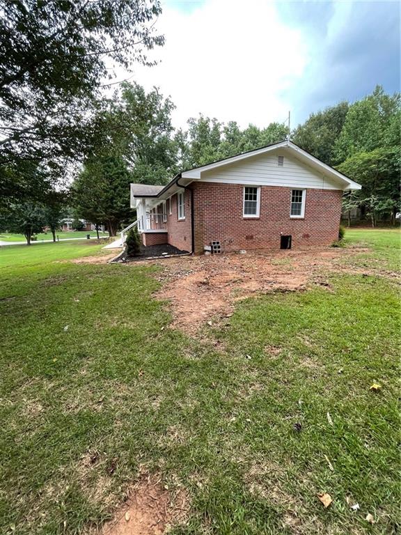 479 Creek View Drive