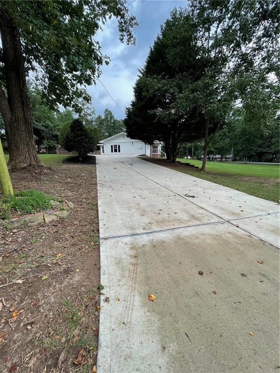 479 Creek View Drive