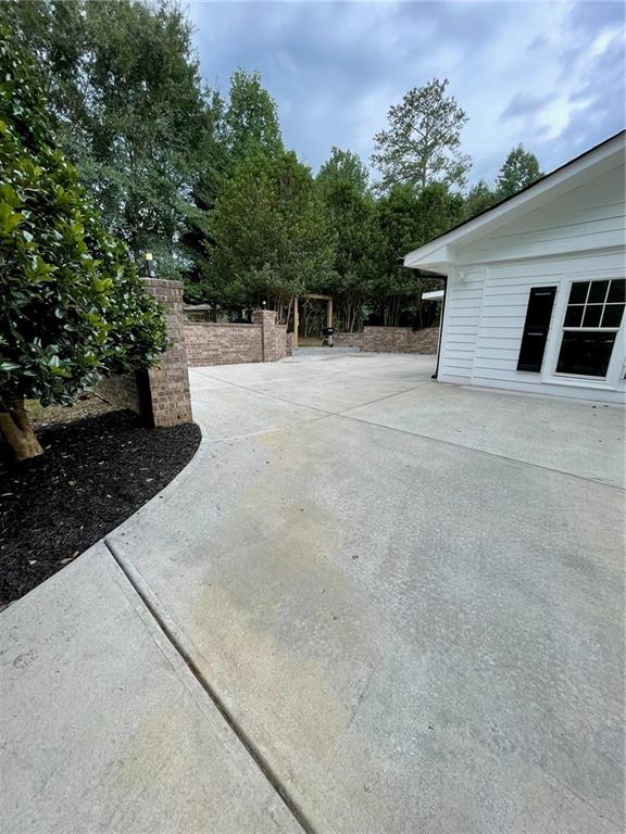 479 Creek View Drive