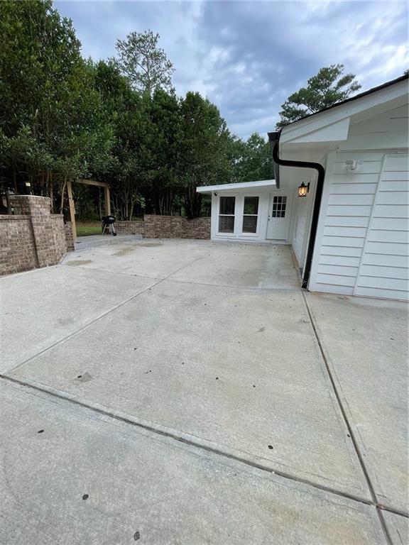 479 Creek View Drive