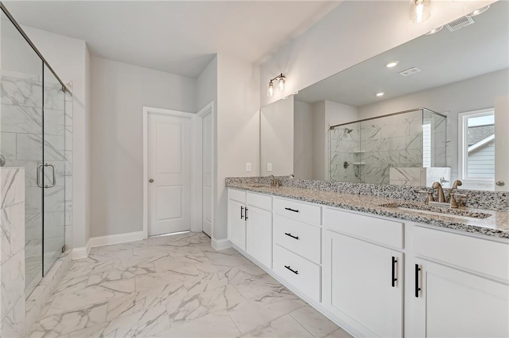 1870 Grand Lanier Drive