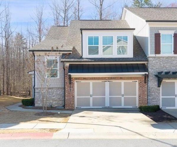185 Bellehaven Drive