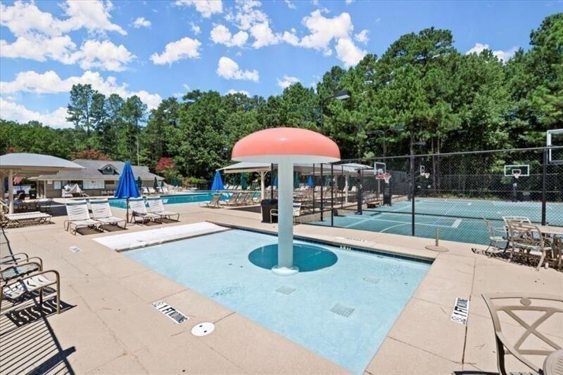 12185 Meadows Lane