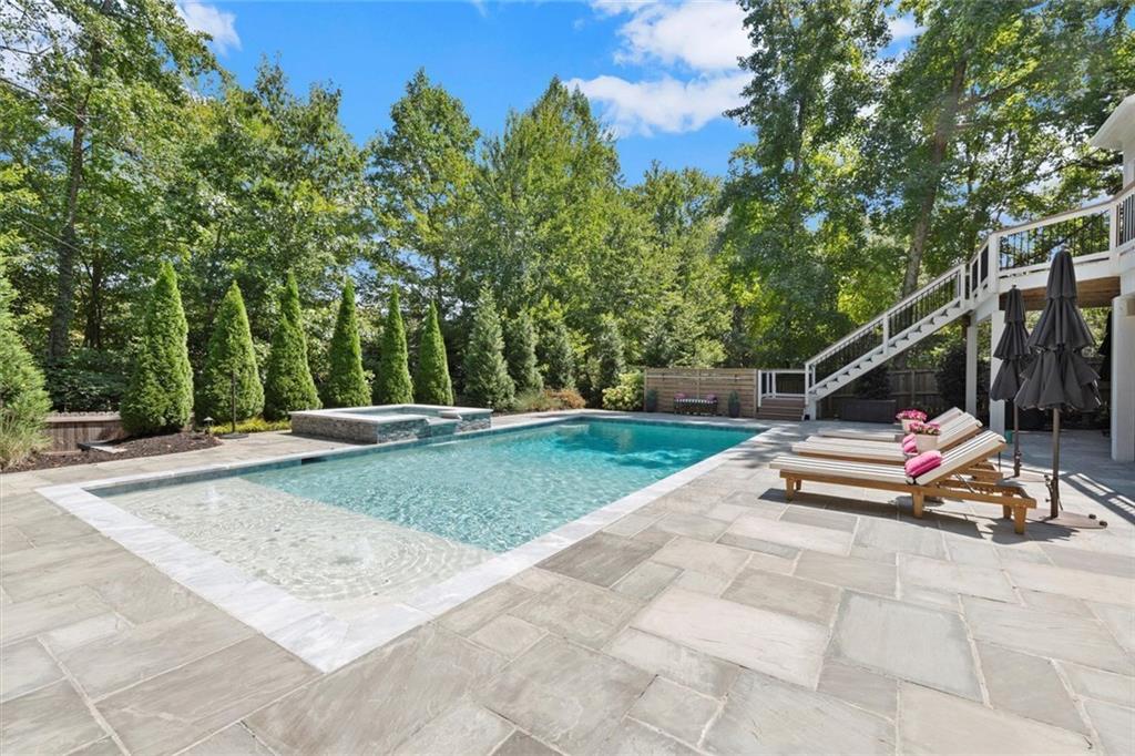 12185 Meadows Lane