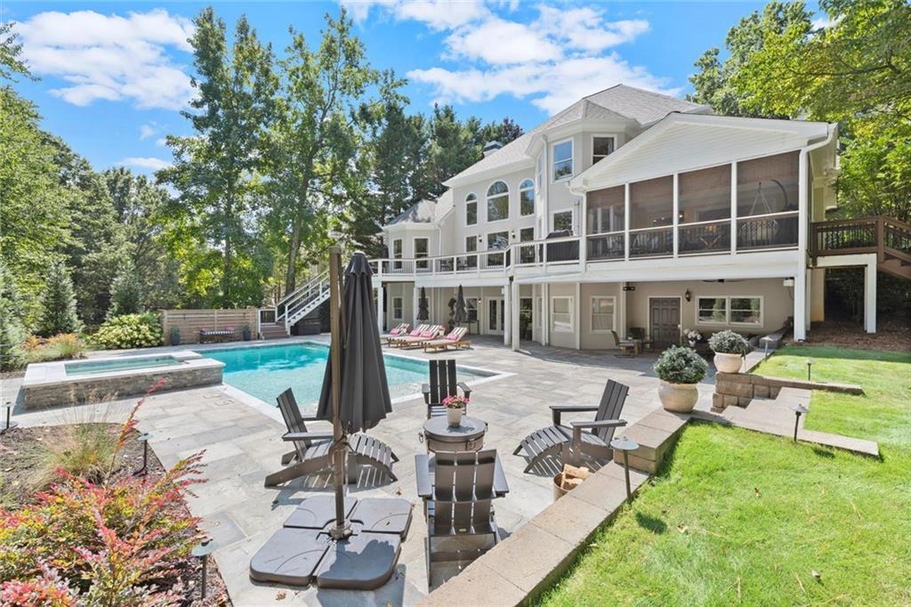 12185 Meadows Lane
