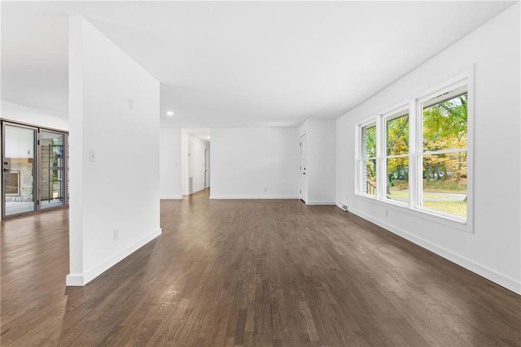 393 Chicopee Drive NE