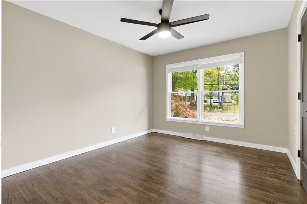 393 Chicopee Drive NE