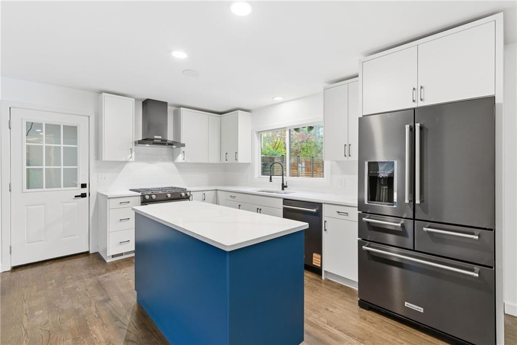 393 Chicopee Drive NE