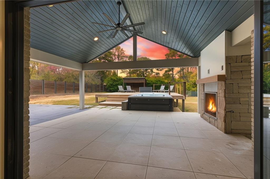 393 Chicopee Drive NE