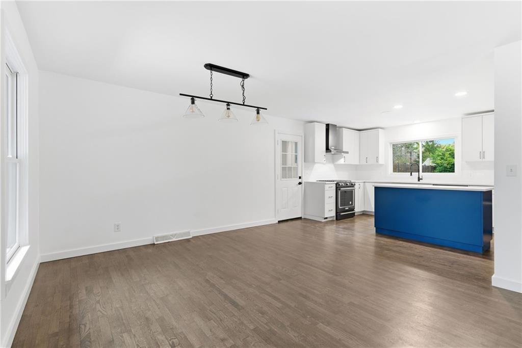 393 Chicopee Drive NE