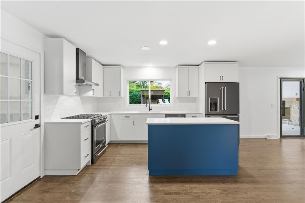 393 Chicopee Drive NE