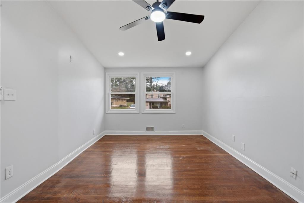 2909 Cambridge Drive SW