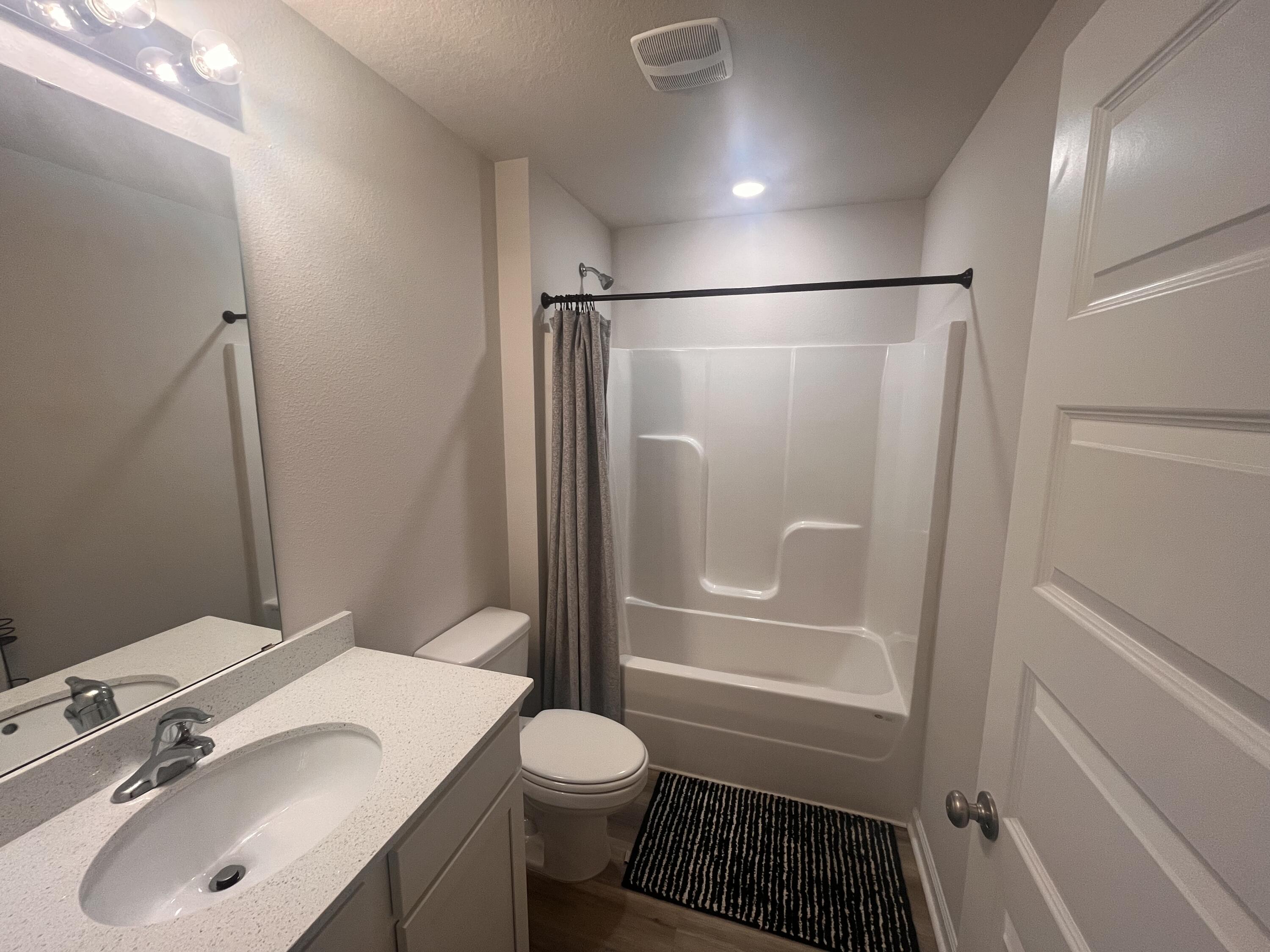 4616 Naval Court