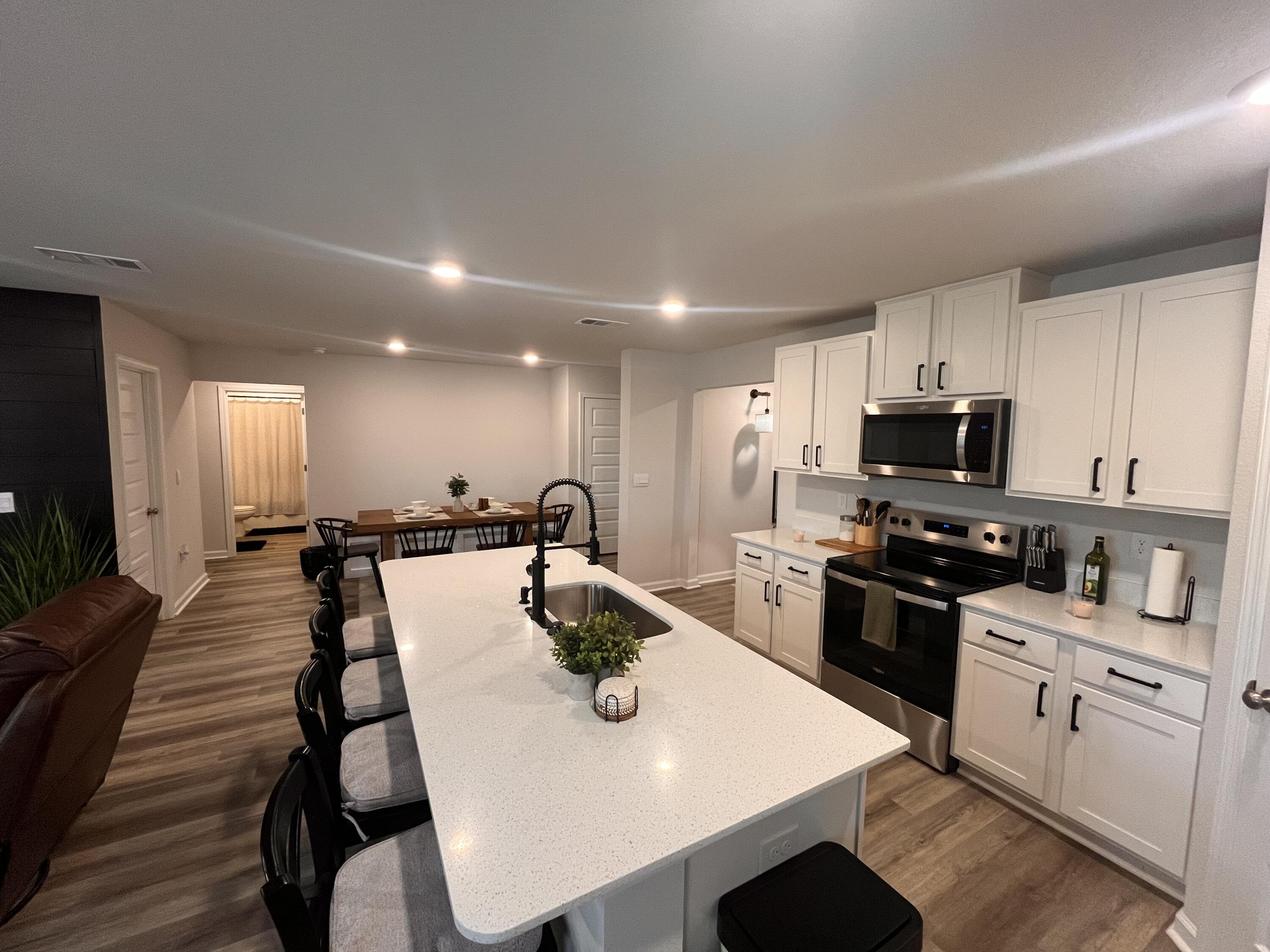 4616 Naval Court
