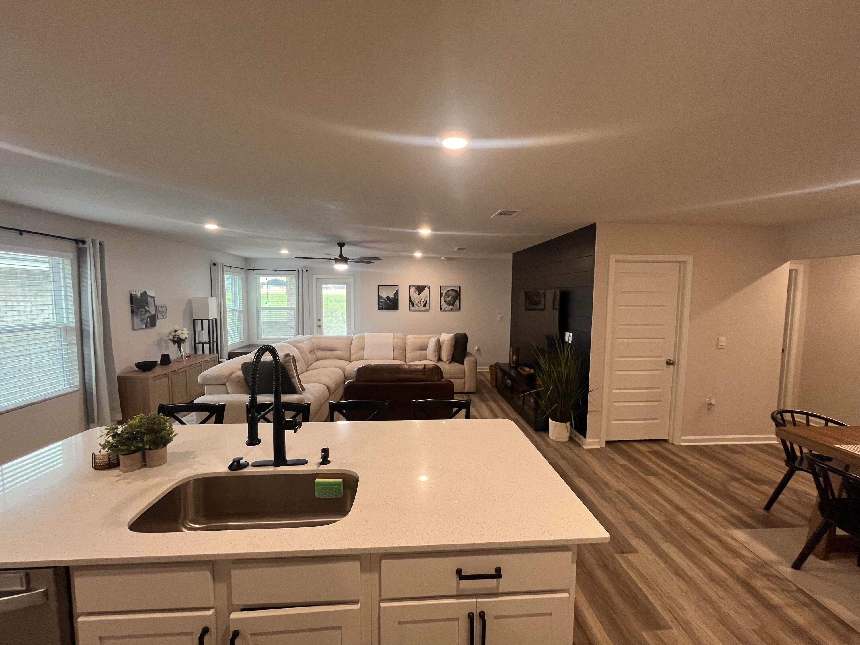 4616 Naval Court
