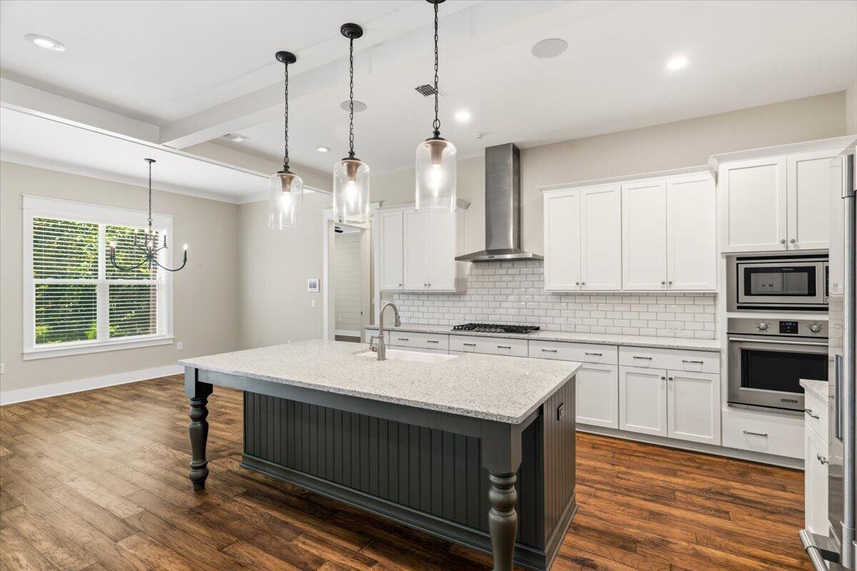 4404 Colleen Cove