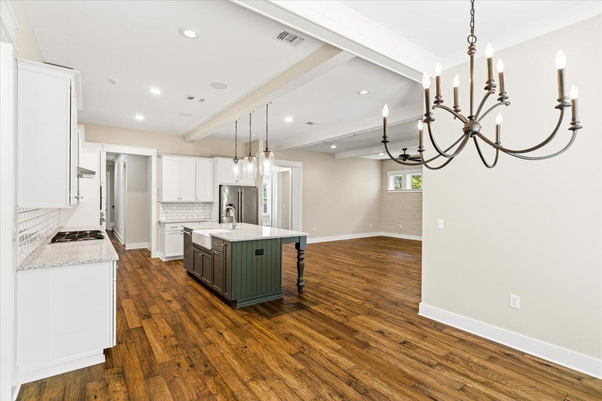 4404 Colleen Cove