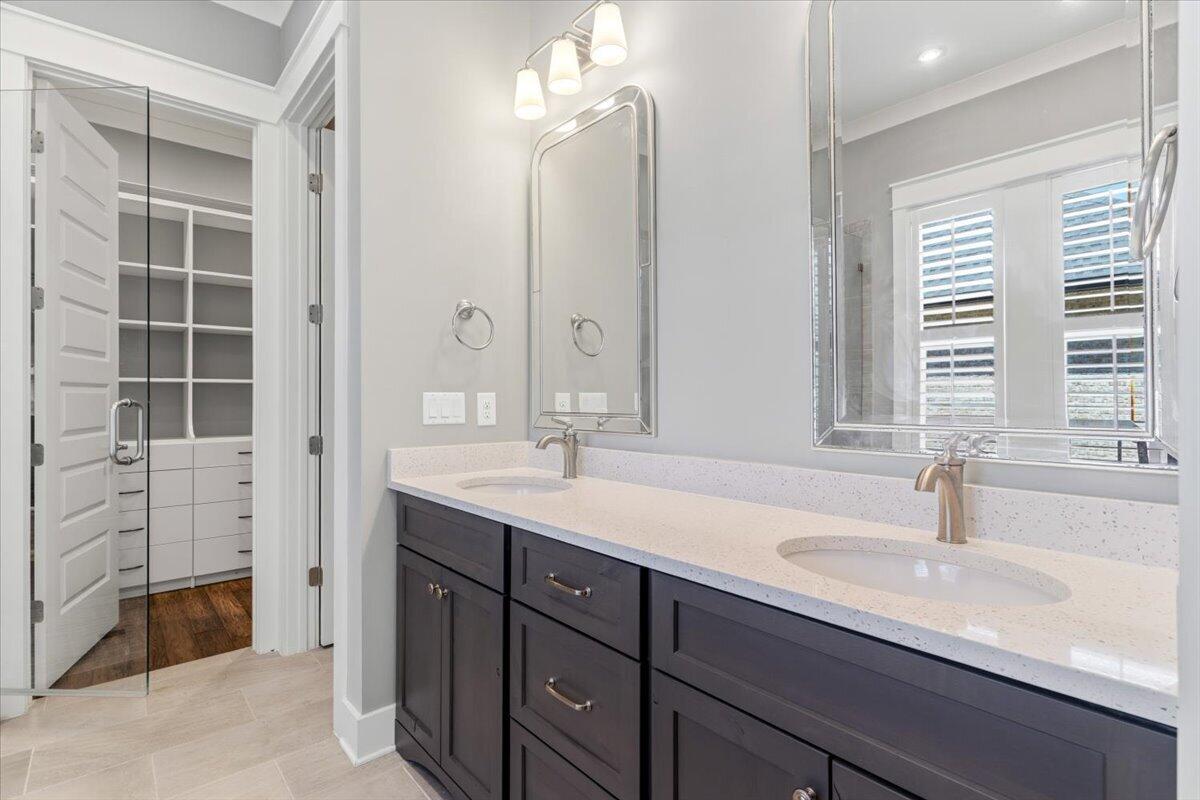 4404 Colleen Cove