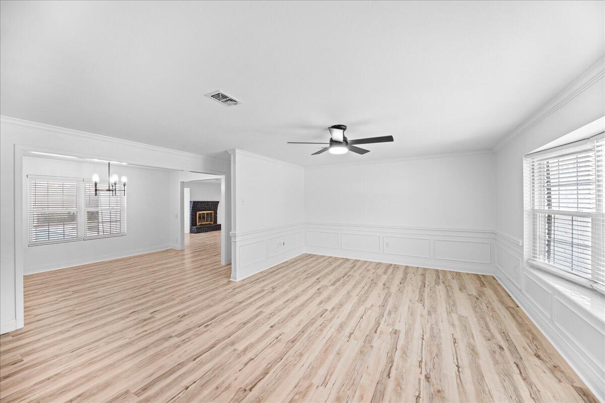 603 NE Golf Course Drive