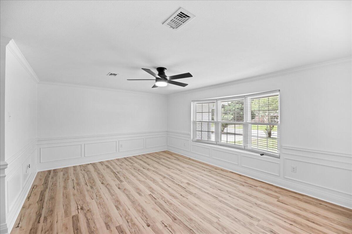 603 NE Golf Course Drive