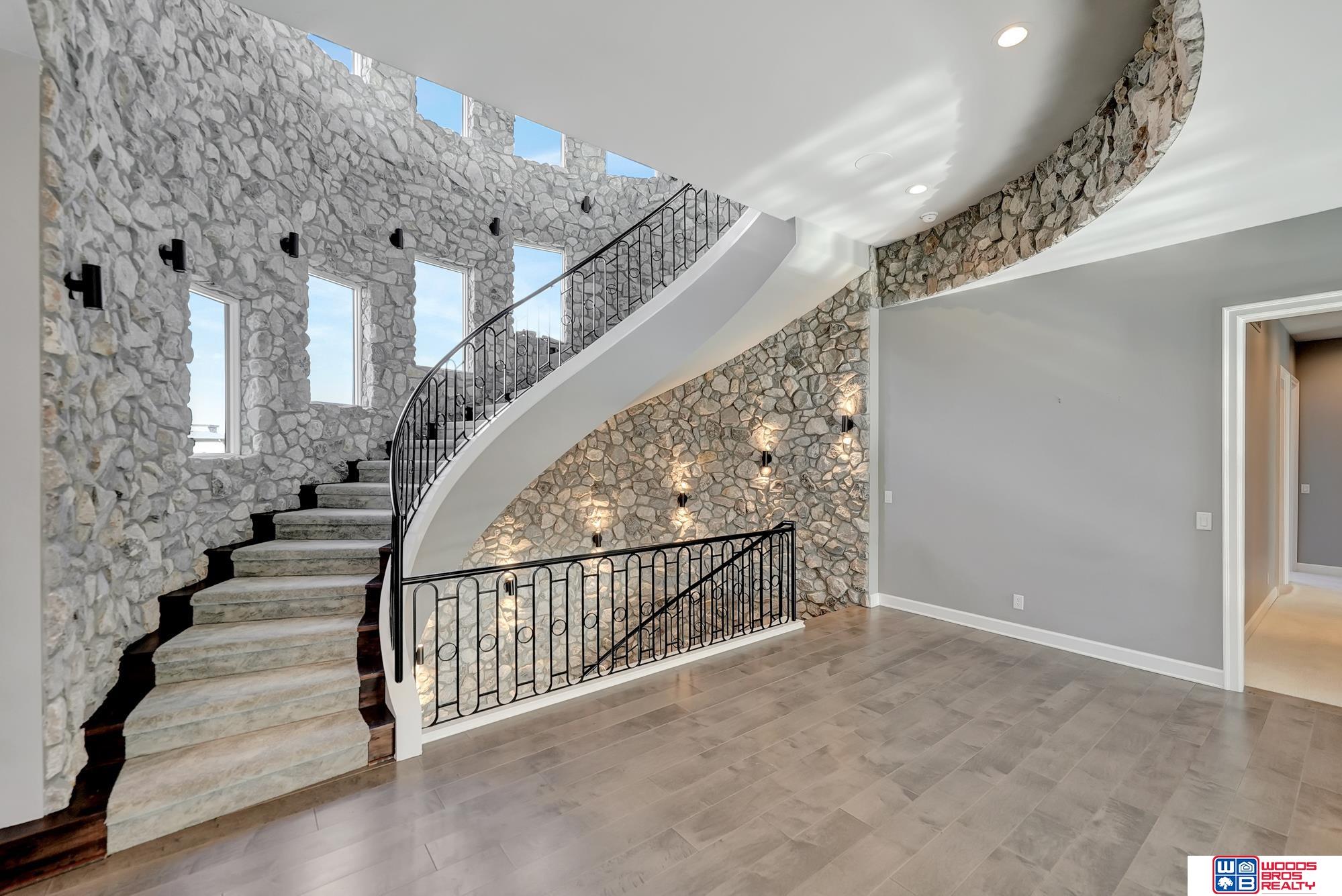 626 Red Tail Lane
