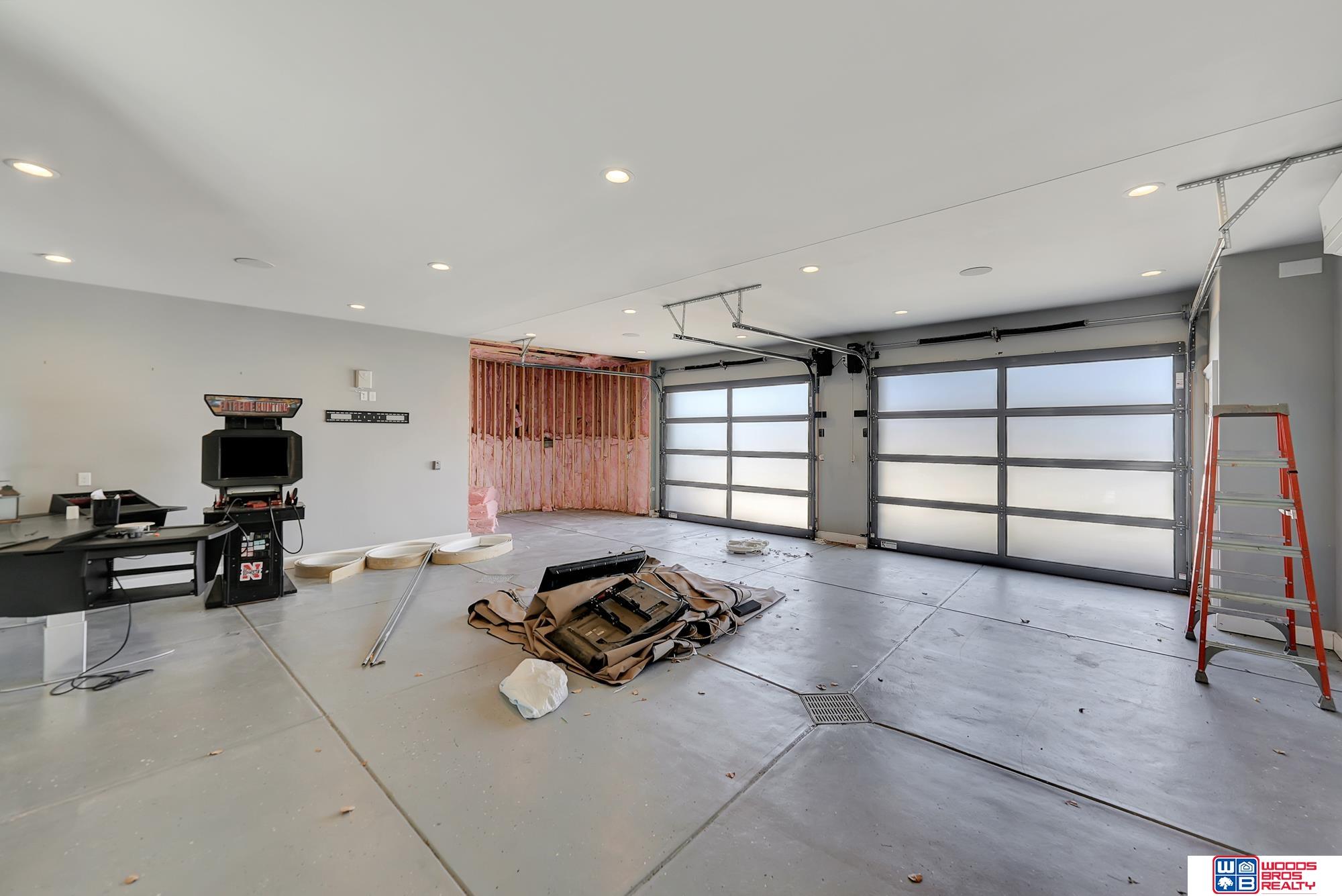 626 Red Tail Lane