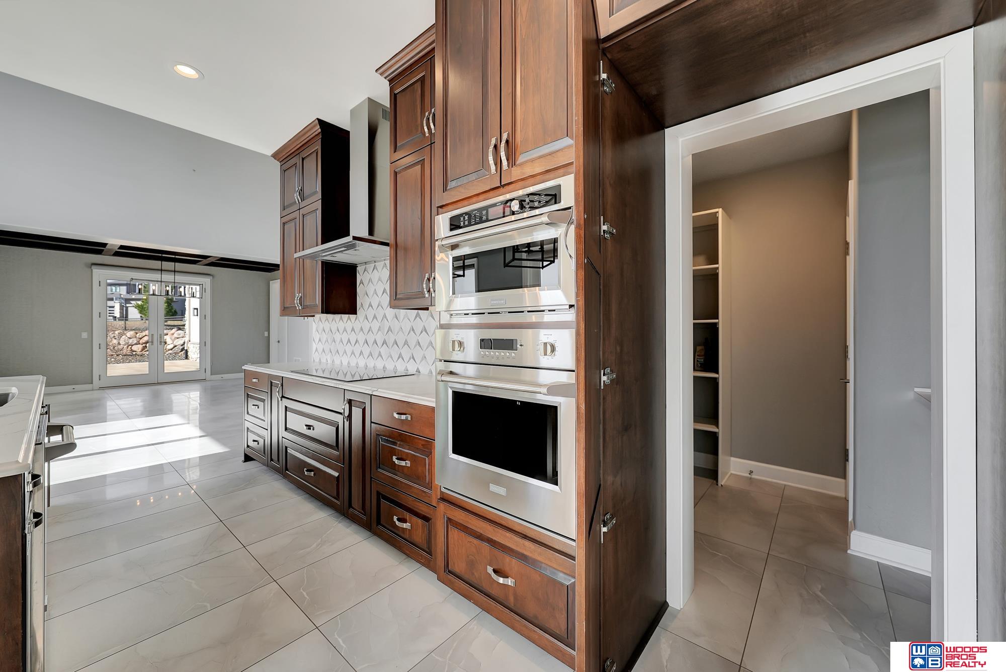 626 Red Tail Lane