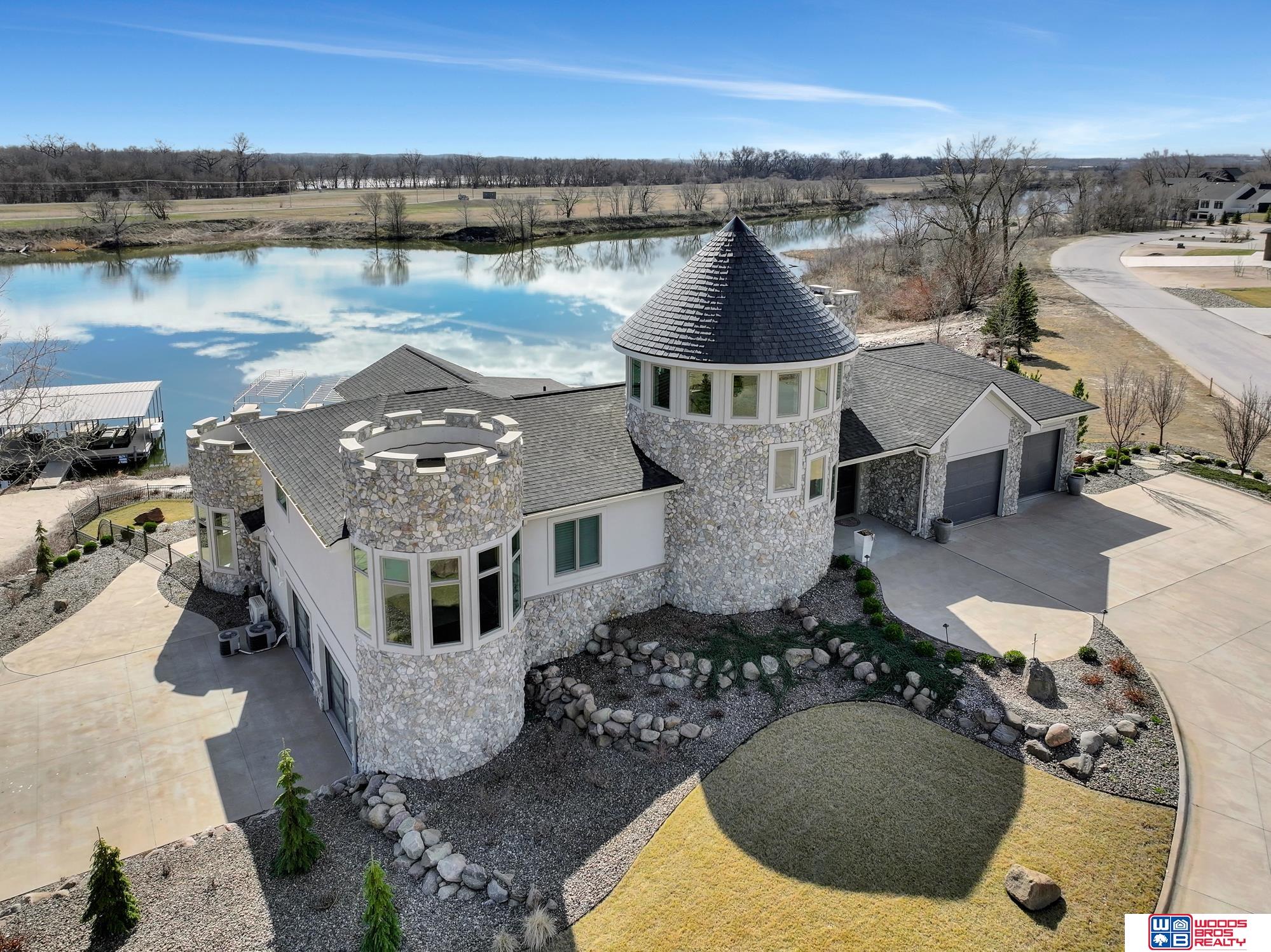 626 Red Tail Lane