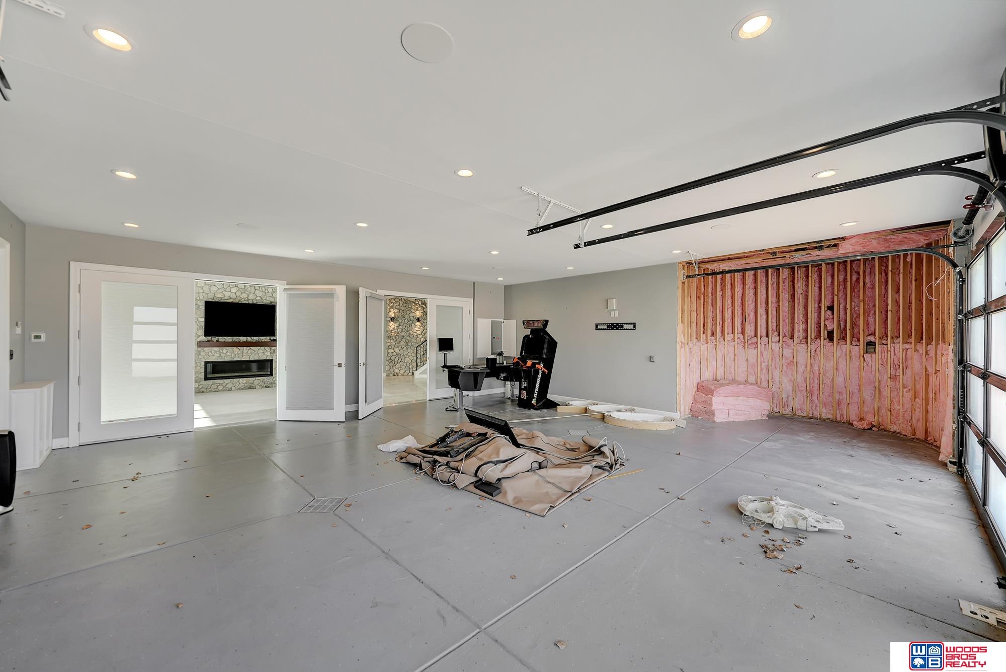 626 Red Tail Lane