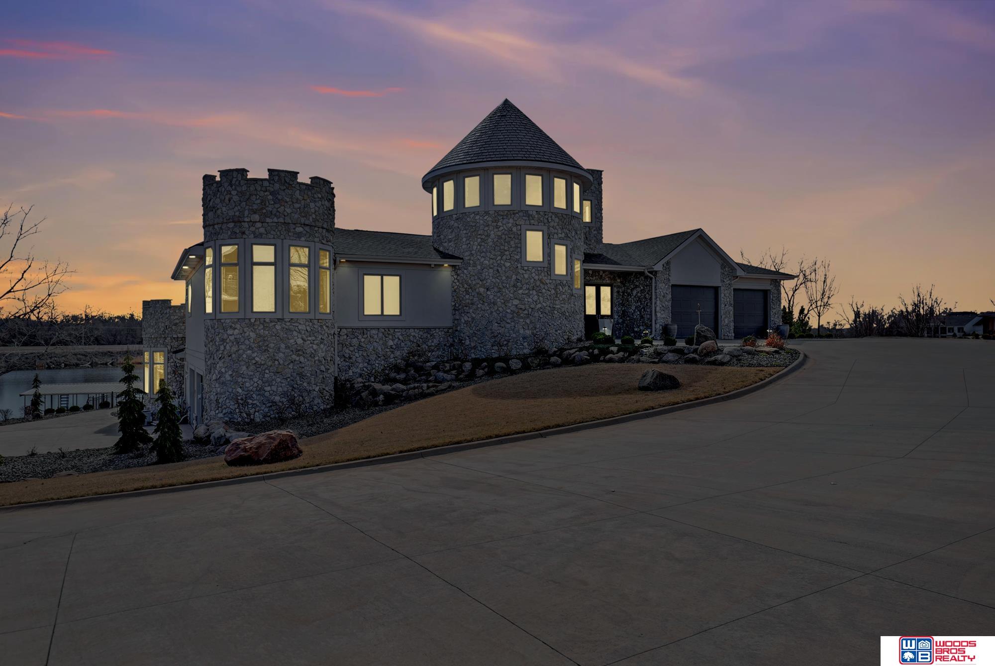 626 Red Tail Lane