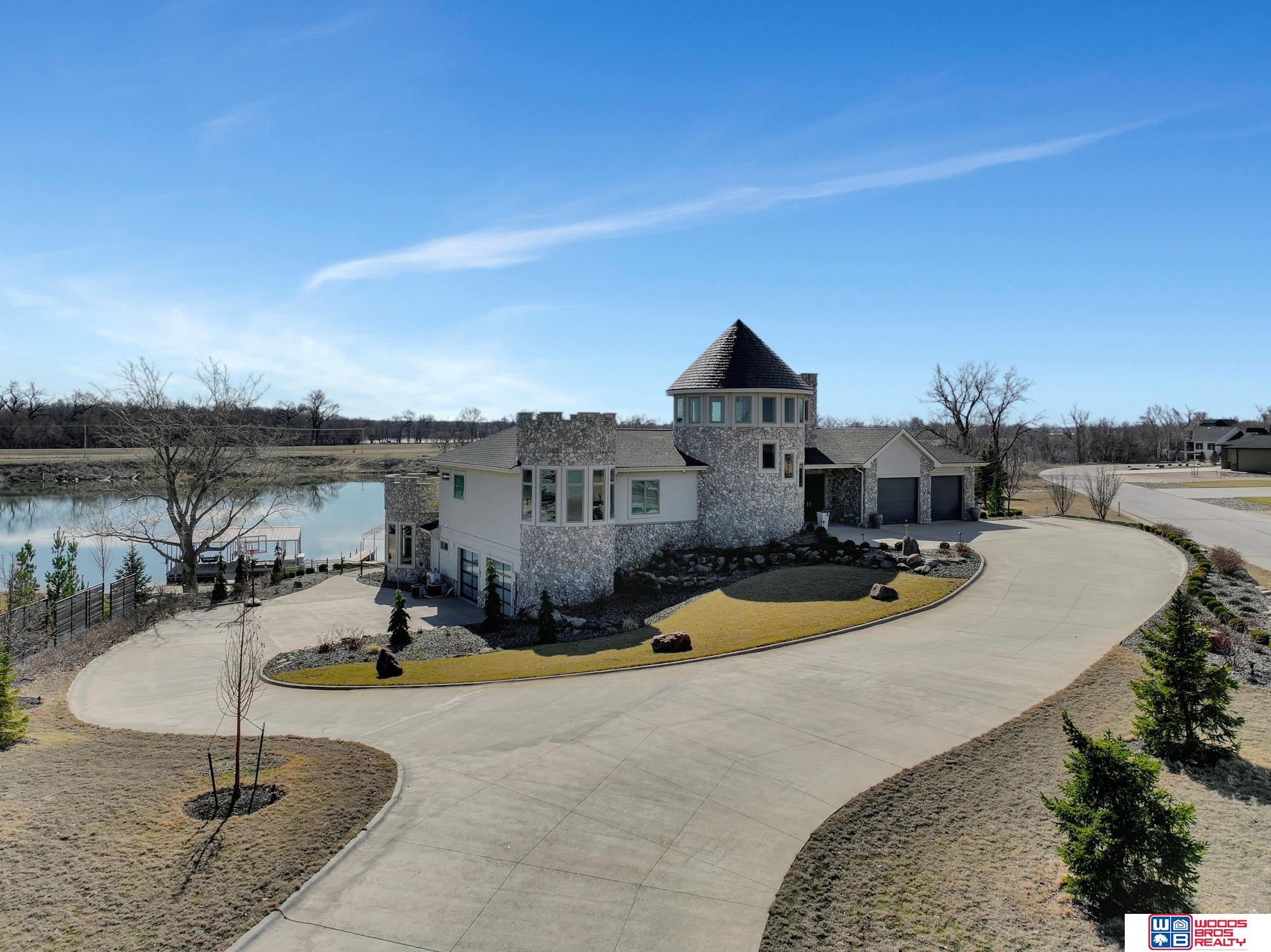 626 Red Tail Lane