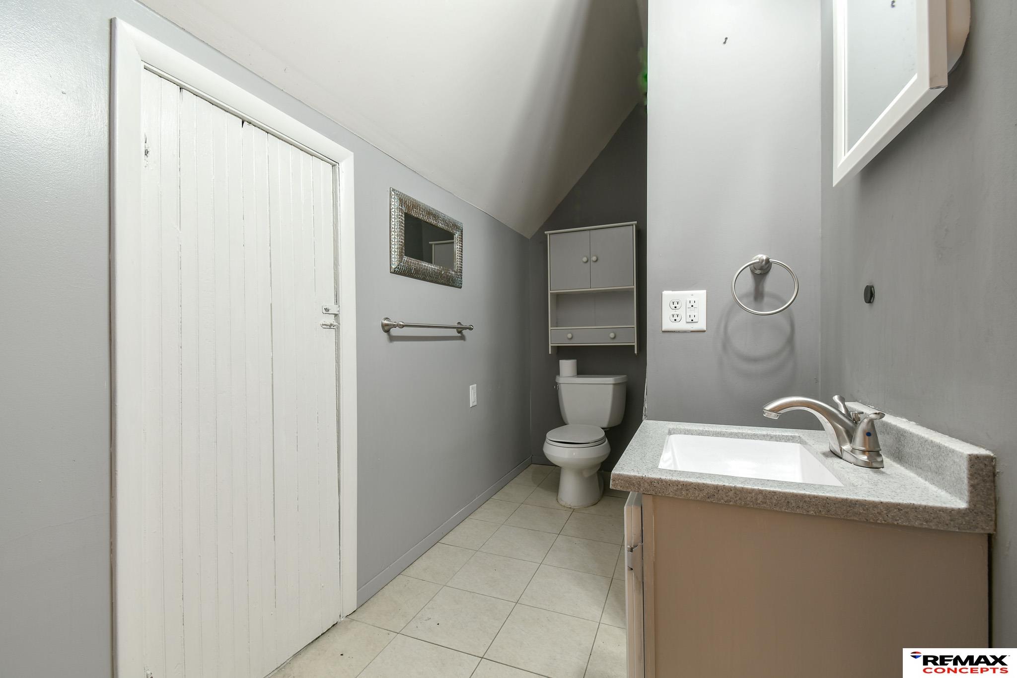 248 2nd Street