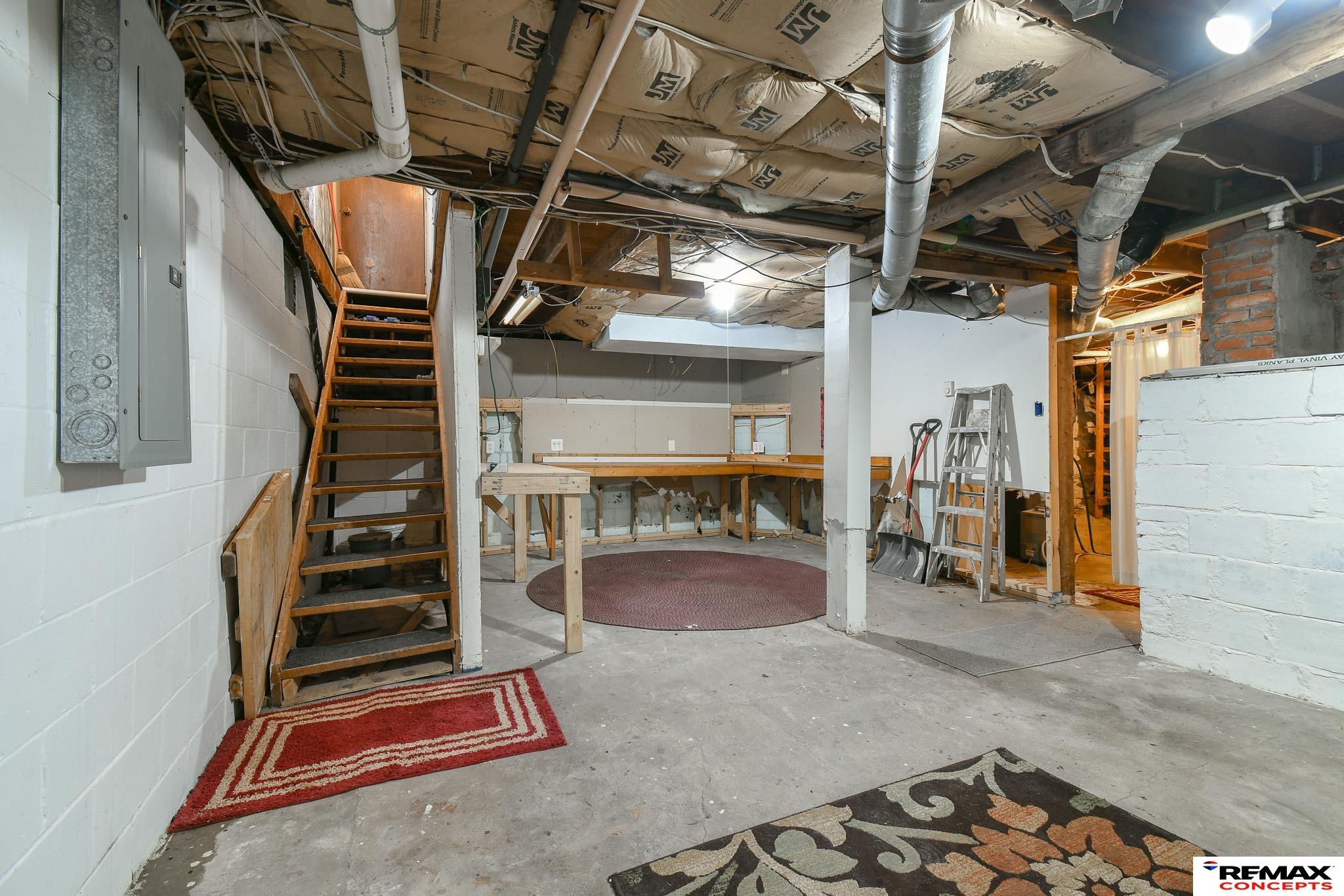248 2nd Street
