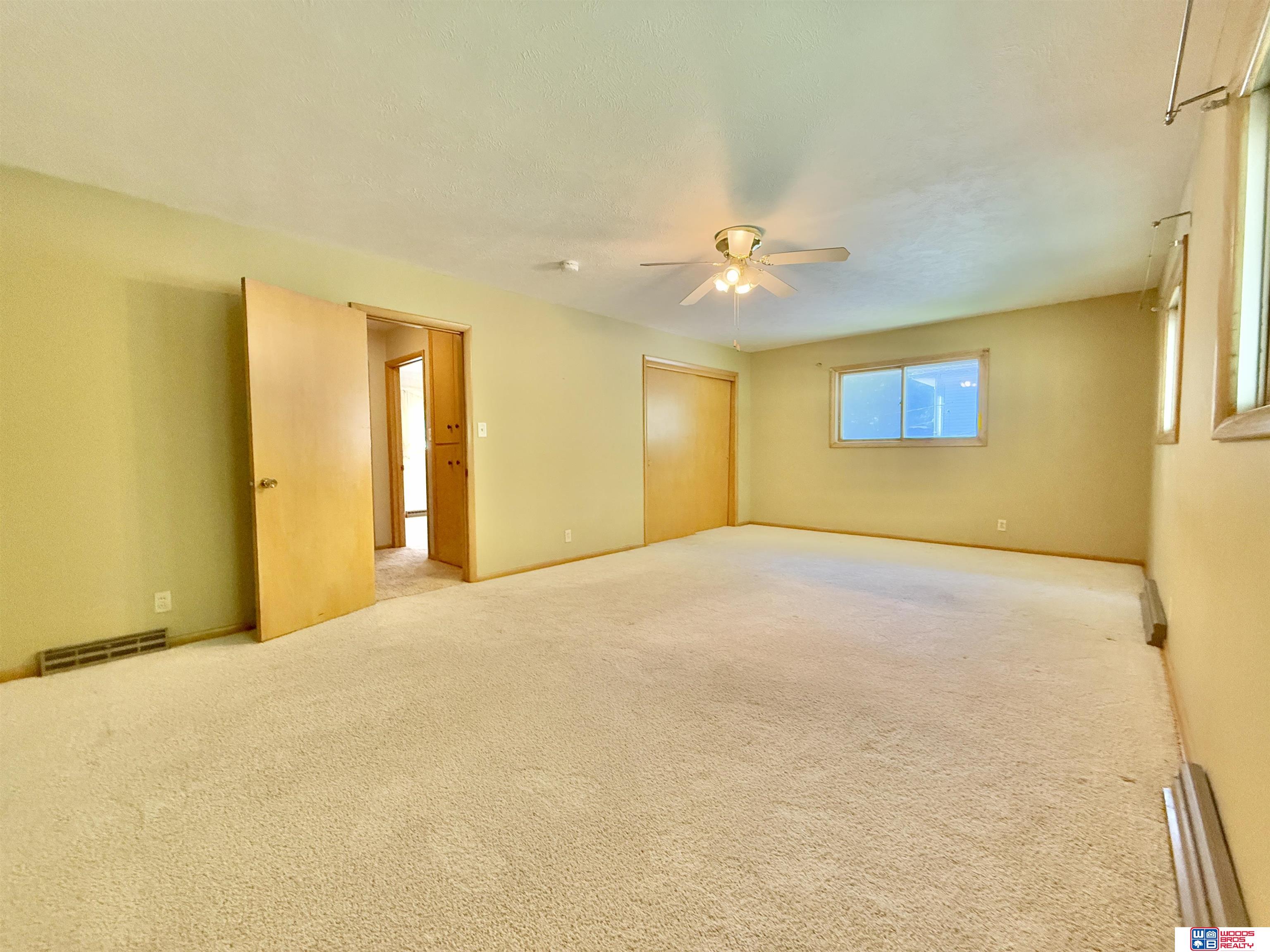 1254 N 8th Street
