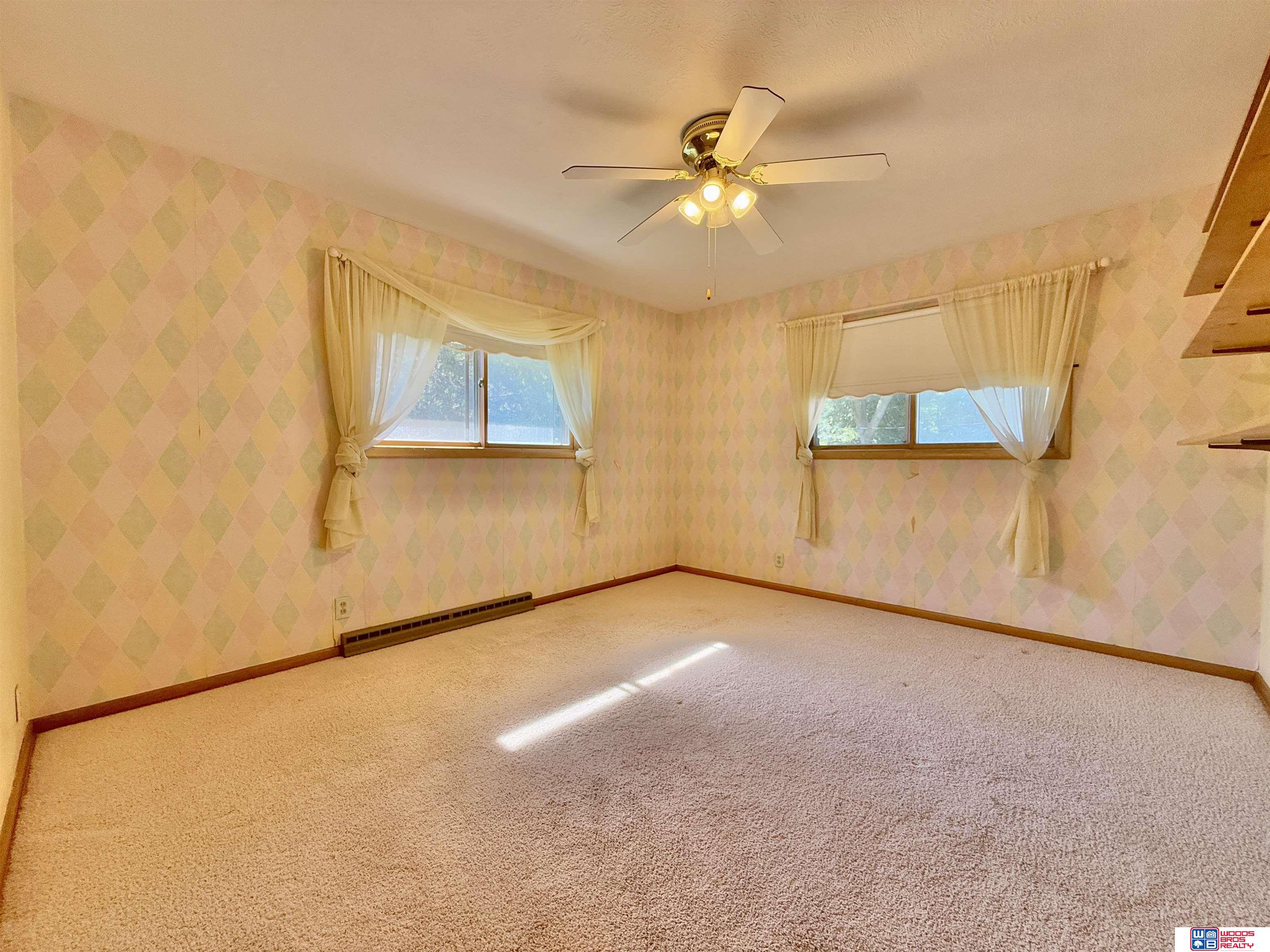 1254 N 8th Street