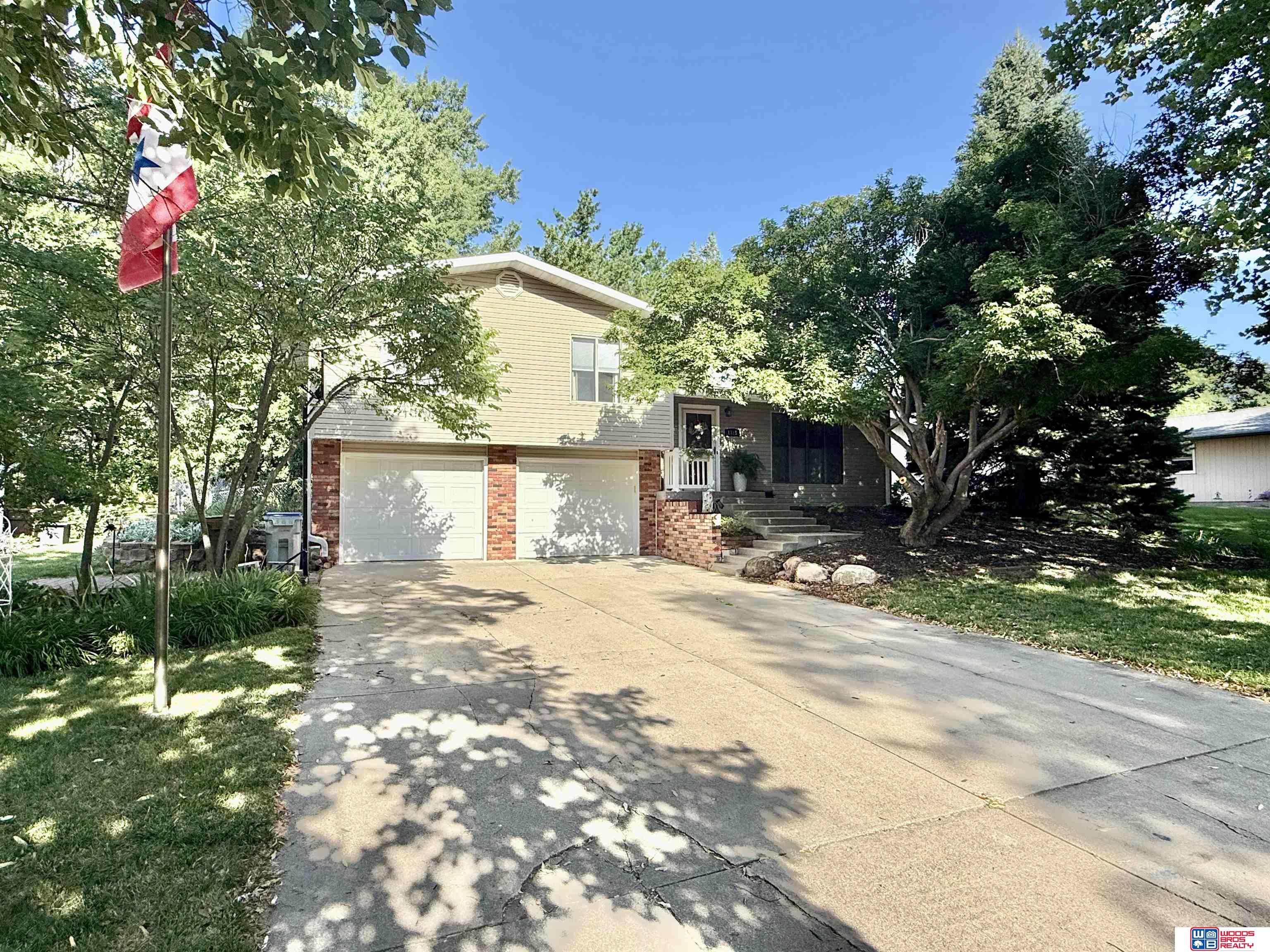 1315 Eastridge Drive