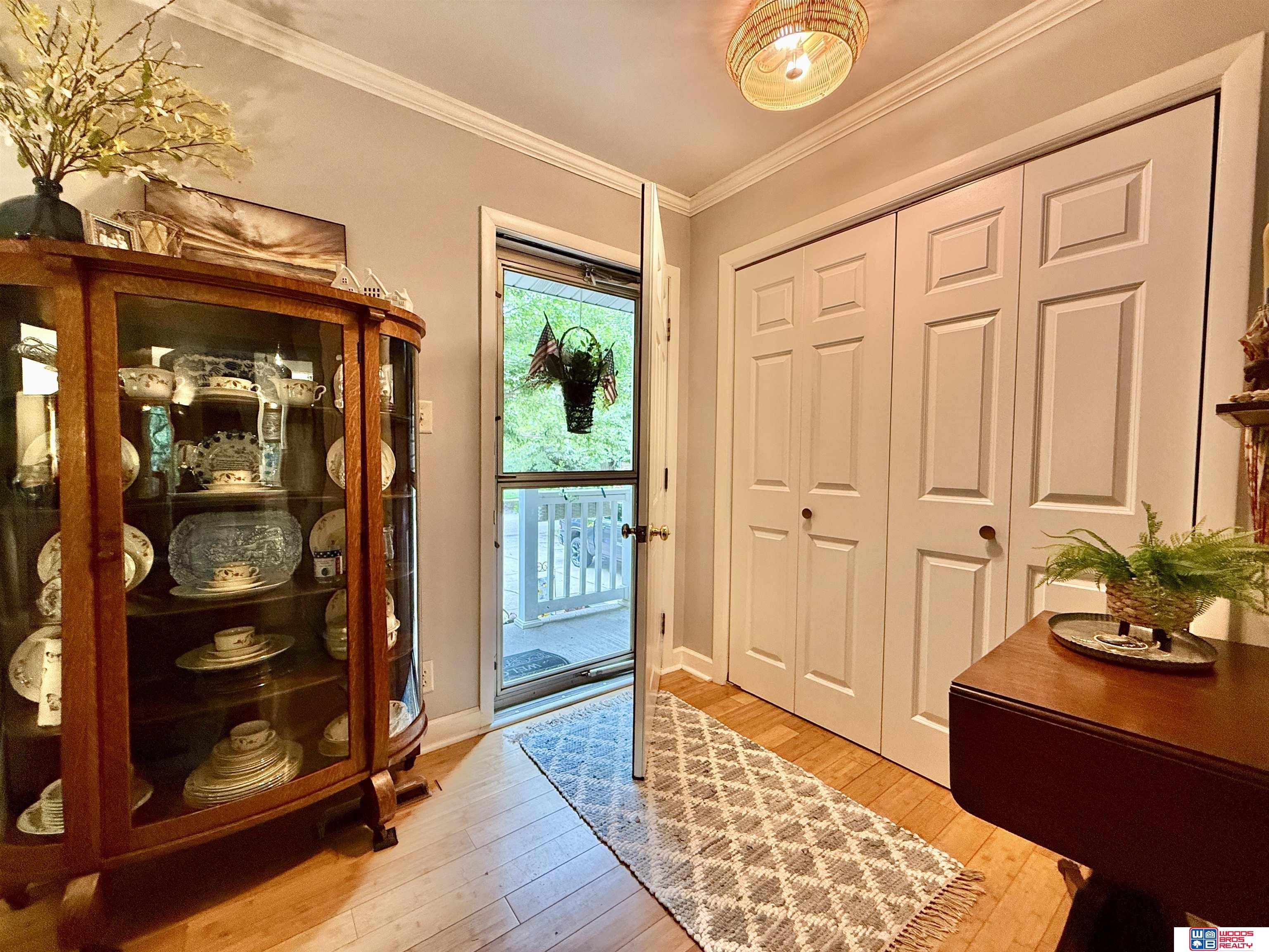 1315 Eastridge Drive