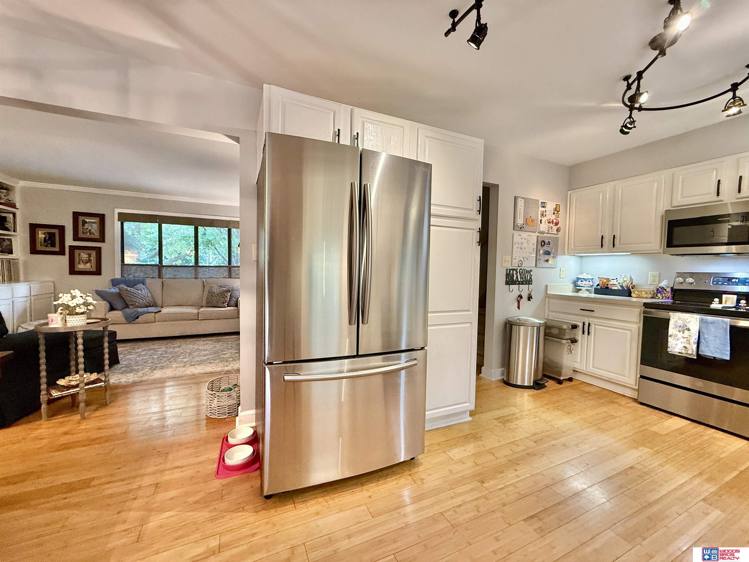 1315 Eastridge Drive
