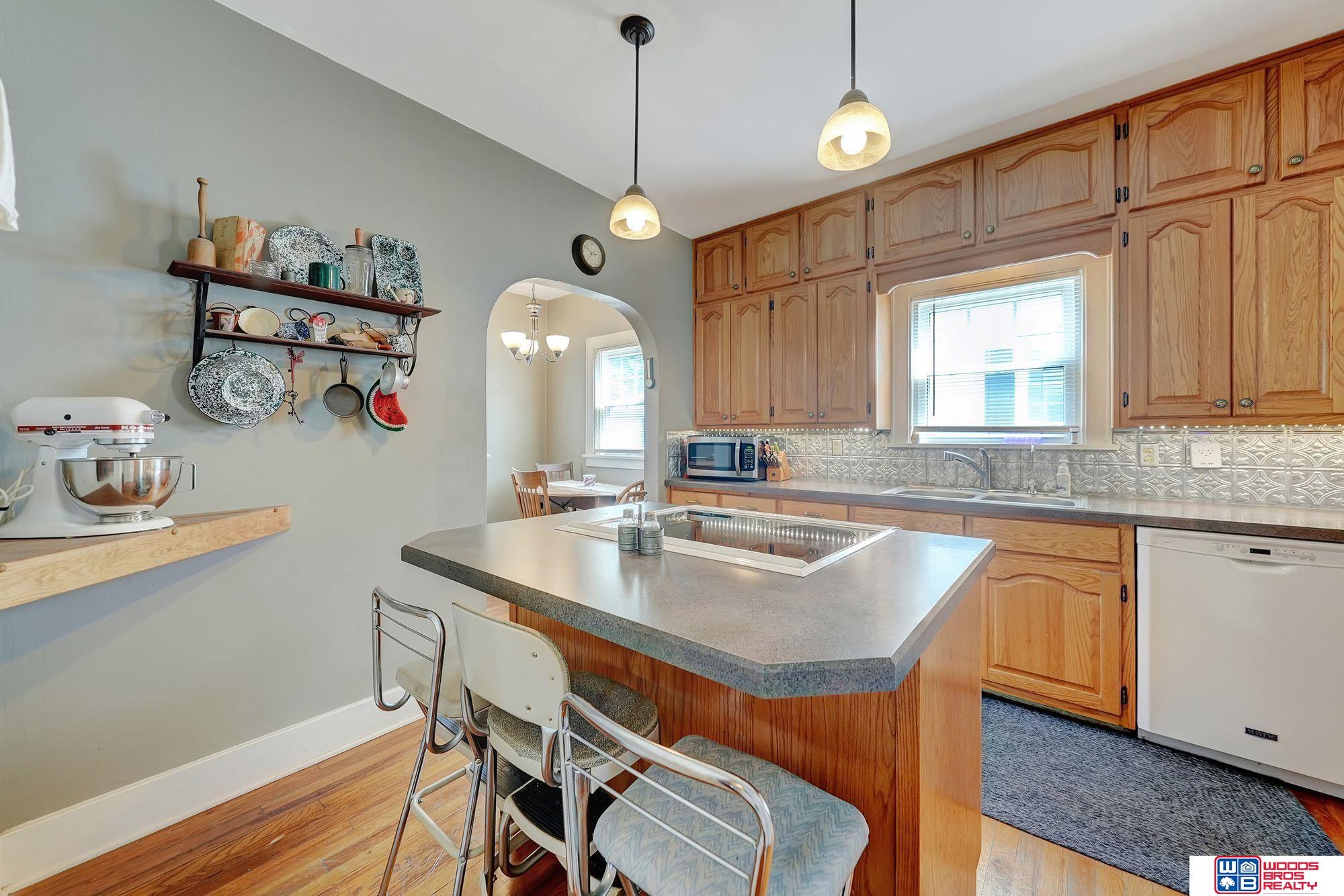 736 N 7th Street