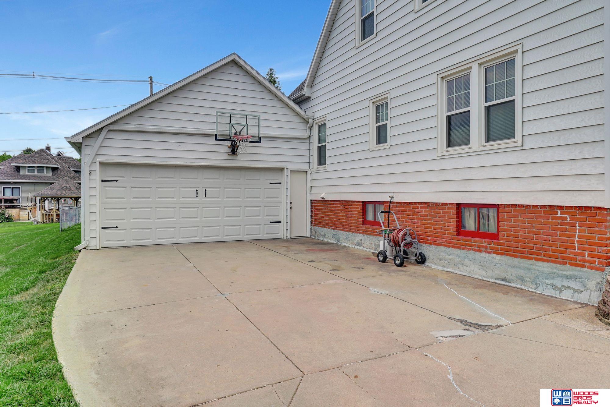 736 N 7th Street