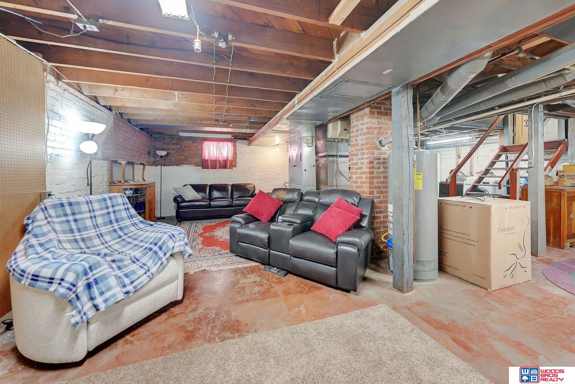 736 N 7th Street