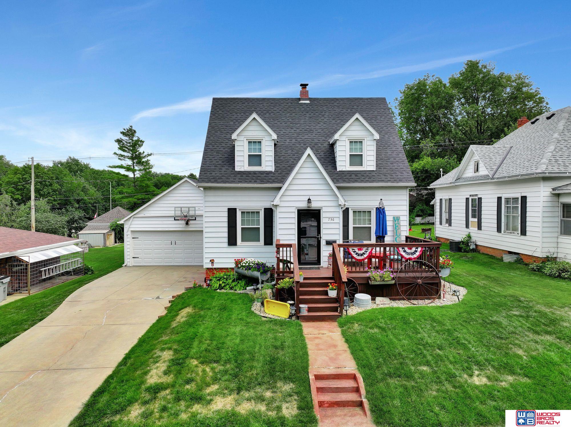 736 N 7th Street